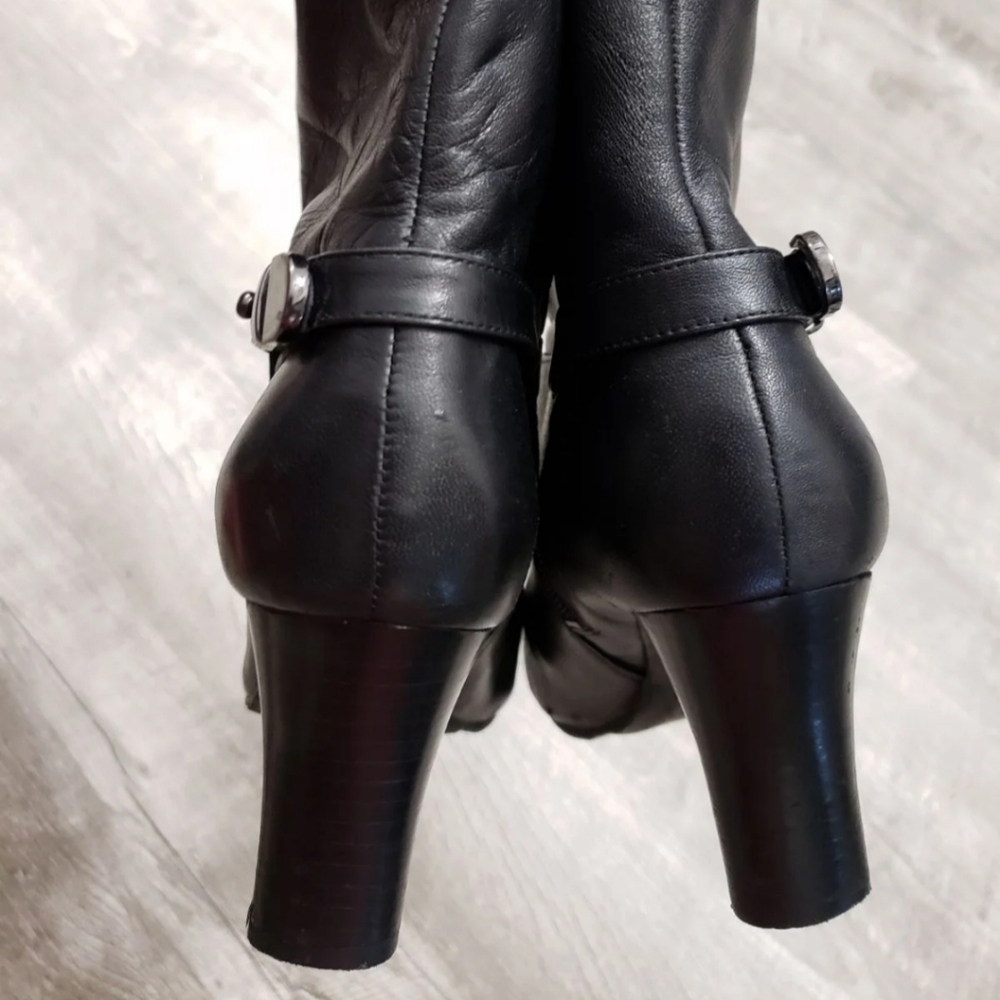 👢Bandolino Size 7 W Black Boots 👢 - Picture 2 of 8